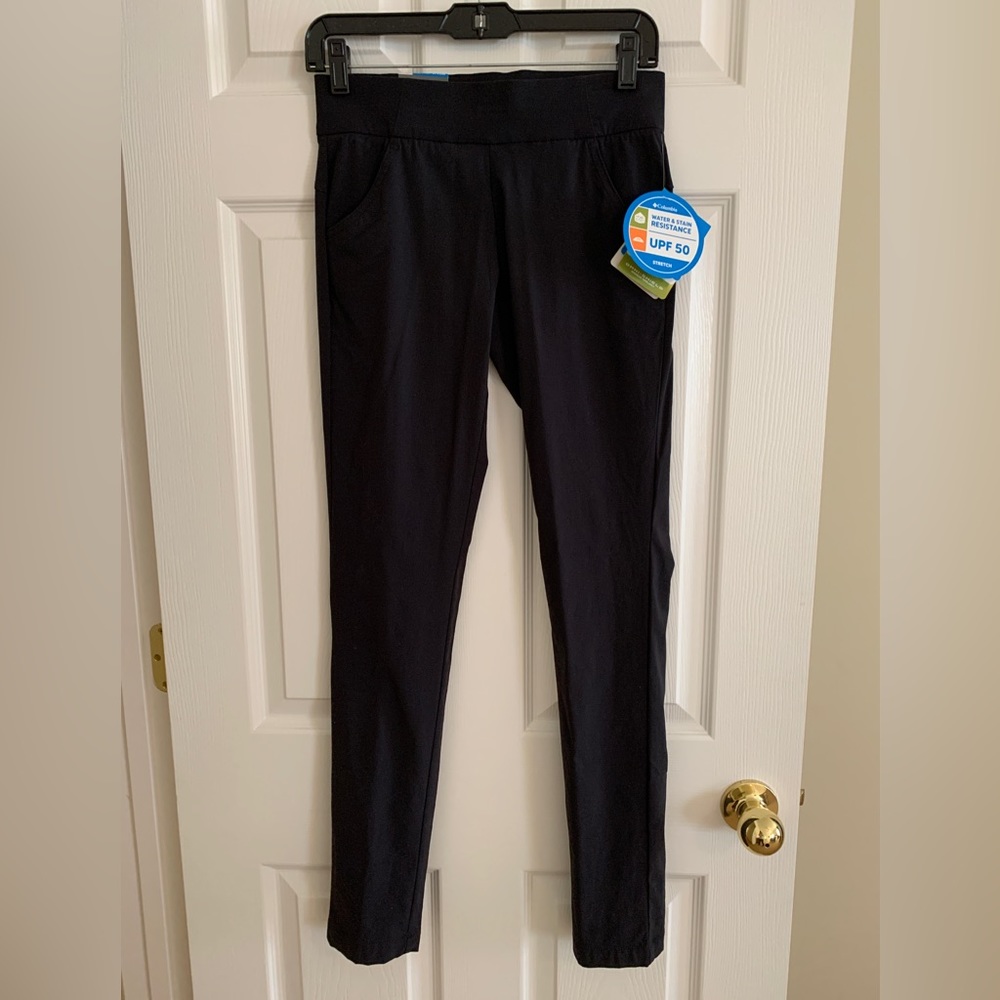 NEW Columbia Women’s black pants
